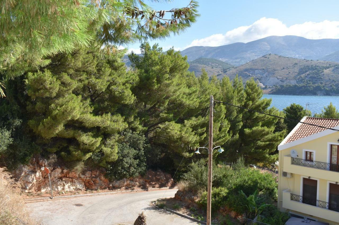 The Pine Flat Apartment Argostoli  Luaran gambar